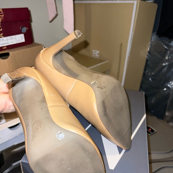 Heels - Picture 7 of 12